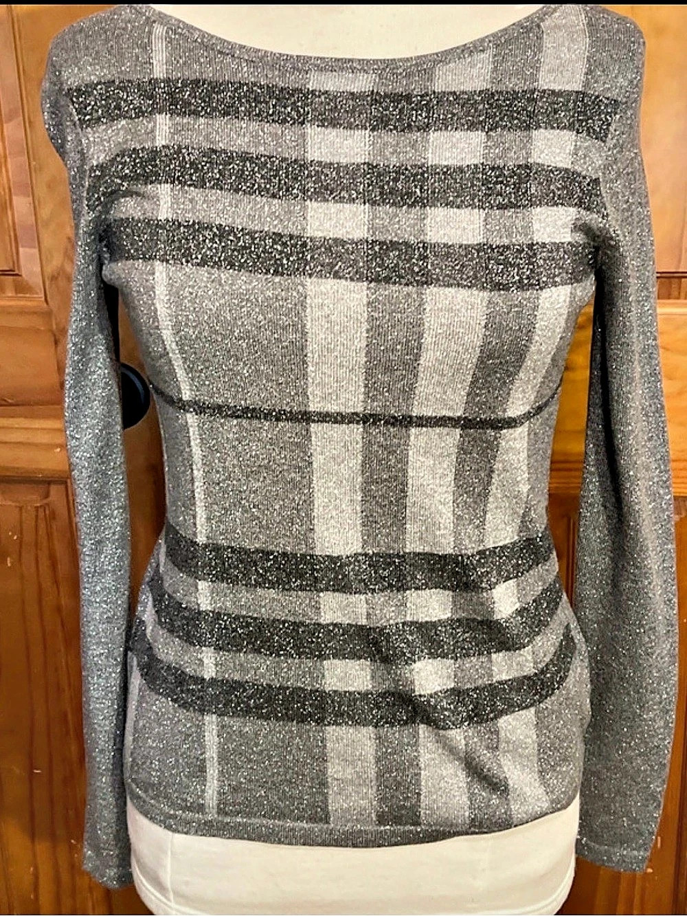 Jones New York Signature Plaid Metallic Sweater Size Small Like New